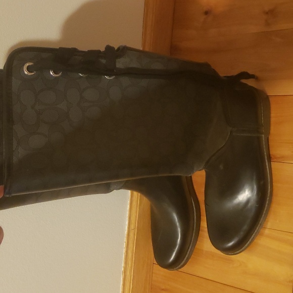 Coach monogram gray black tie rain boots sizs 38 US 7.5. - Picture 2 of 4